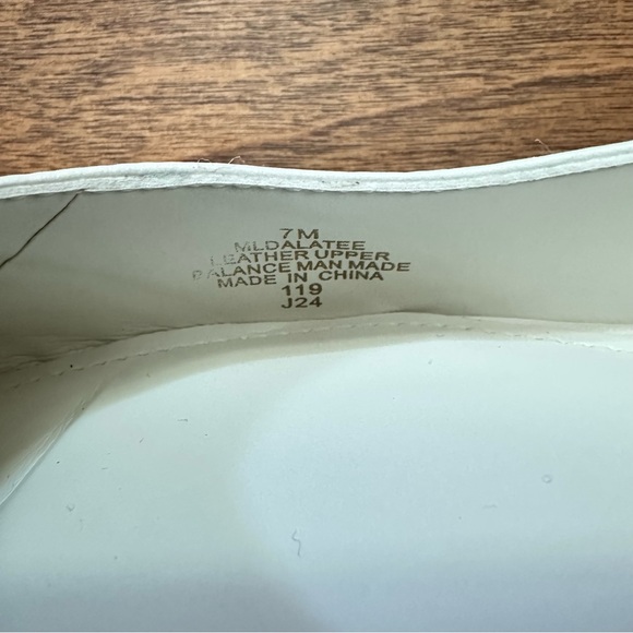 Marc Fisher LTD • Dalatee Slingback Pointed Toe Flat in Ivory‎ - Picture 4 of 5